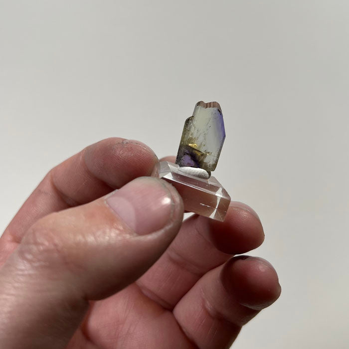 natural color zoned crystal zoisite