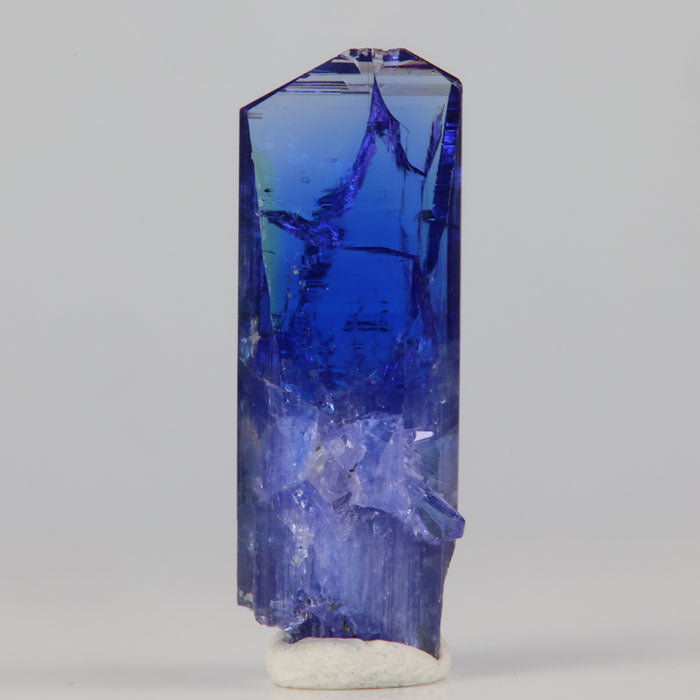 deep blue color raw tanzanite crystal
