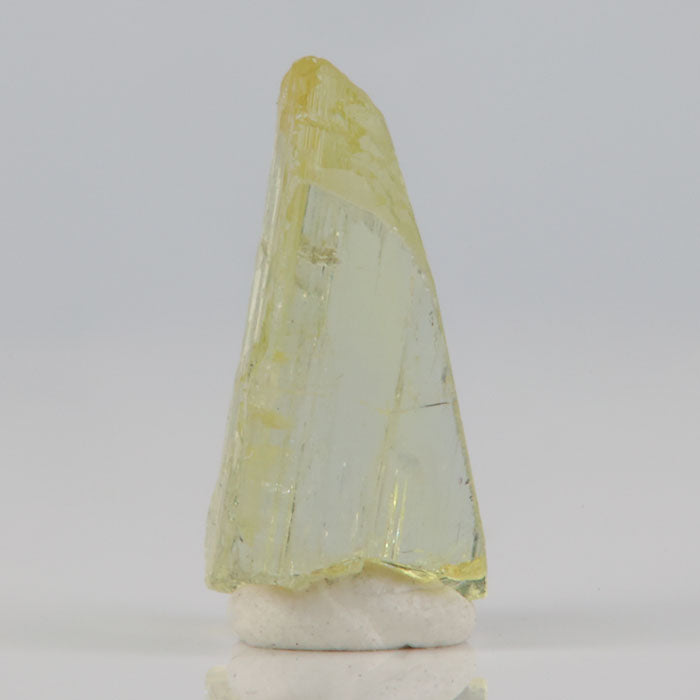 tanzanite crystal unheated color greenish yellow