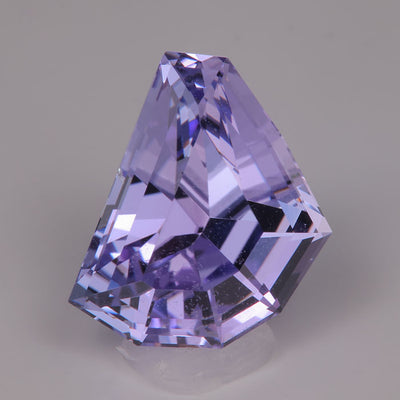 10.37 carat periwinkle fancy tanzanite sailboat cut