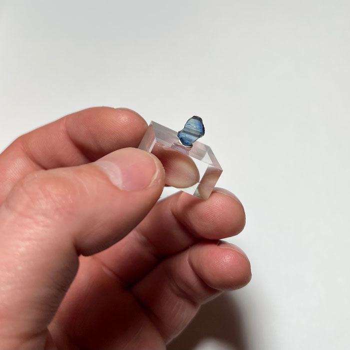 blue green tanzanite specimen rare