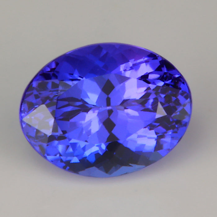 oval violet blue color tanzanite gemstone