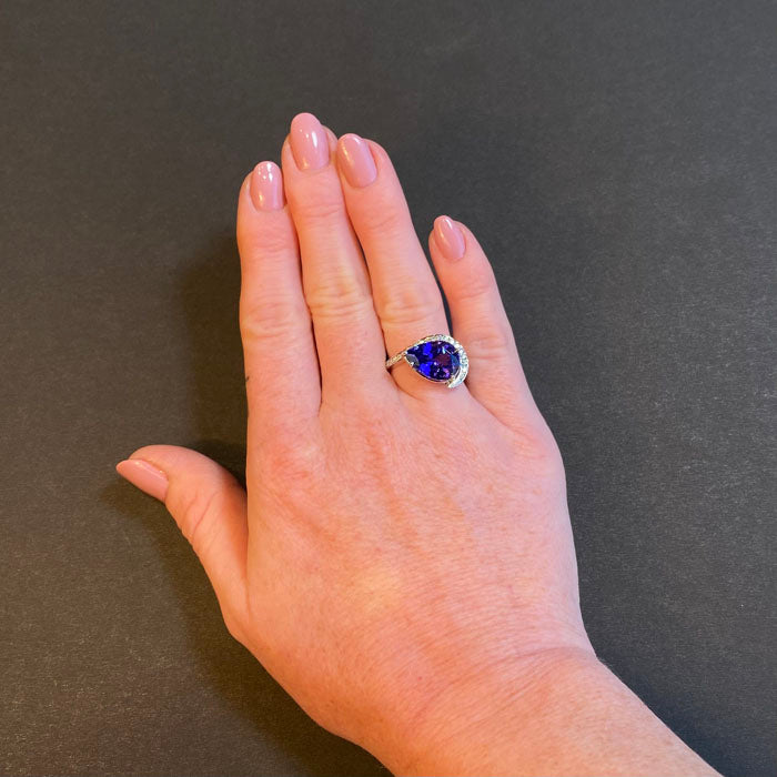 pear shape brilliant tanzanite ring white gold diamond