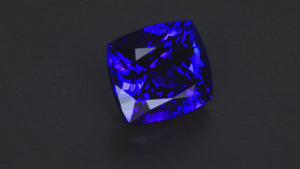 Blue VIolet Antique Cushion Tanzanite Gemstone 13.54 Carats
