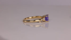 14k Gold Tanzanite and Diamond Ring