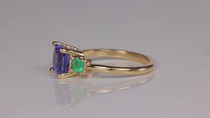14K Yellow Gold Tanzanite And Emerald Ring 1.77 Carats