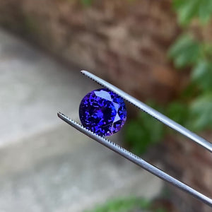 Round Brilliant Cut Tanzanite 6.23 Carats