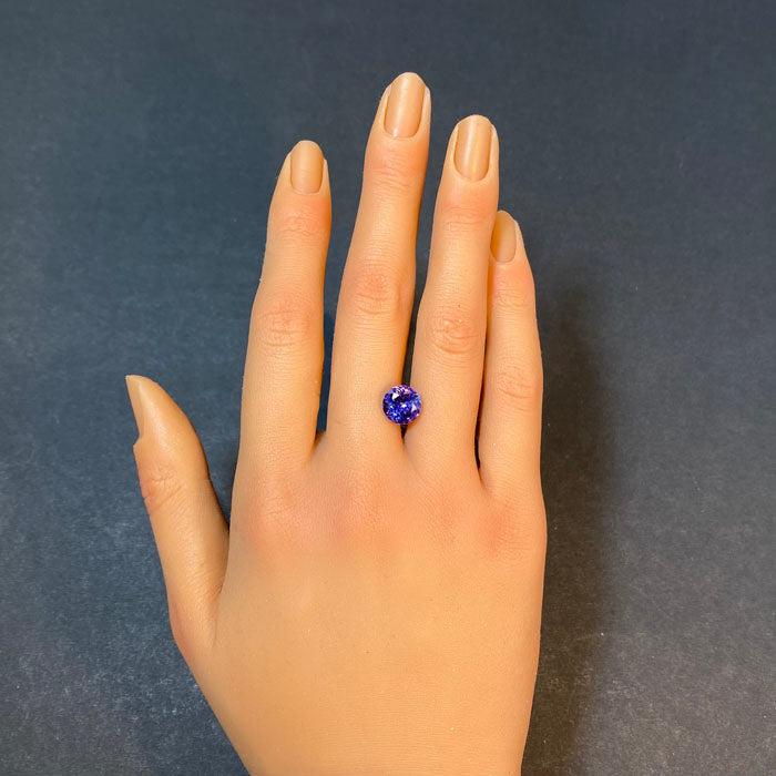 tanzanite gem round brilliant cut