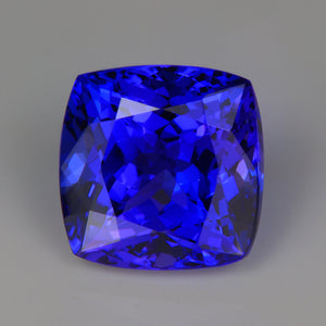 violet blue tanzanite gemstone 