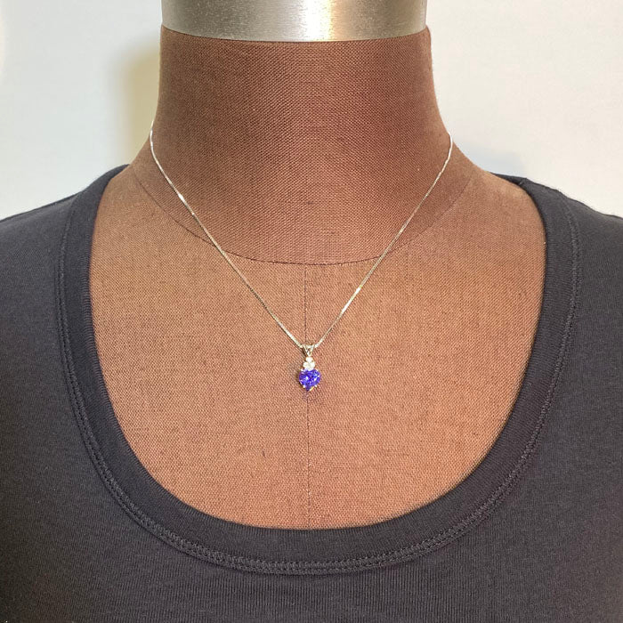 Heart shape tanzanite earring and pendant set
