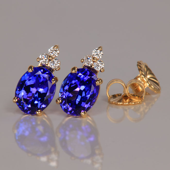 violet blue tanzanite gemstone earrings diamonds yellow gold beautiful
