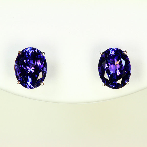 Tanzanite Earrings 4.70 Carat BVV Color