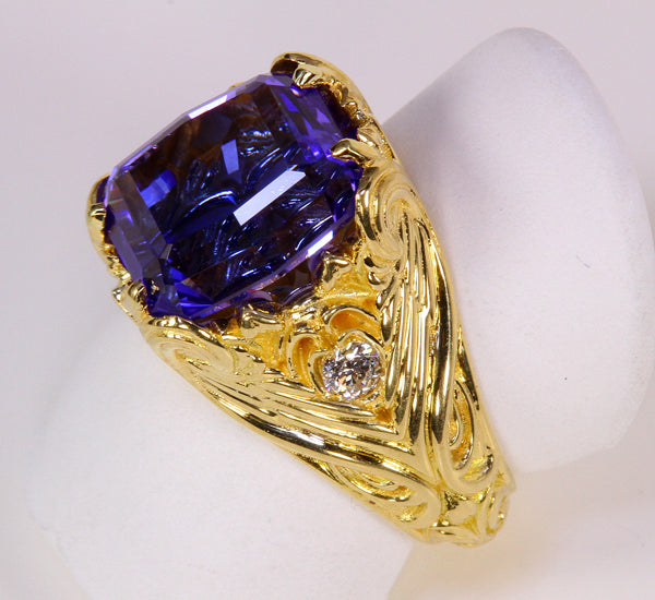  Best of Show Design-18kt Yellow Gold