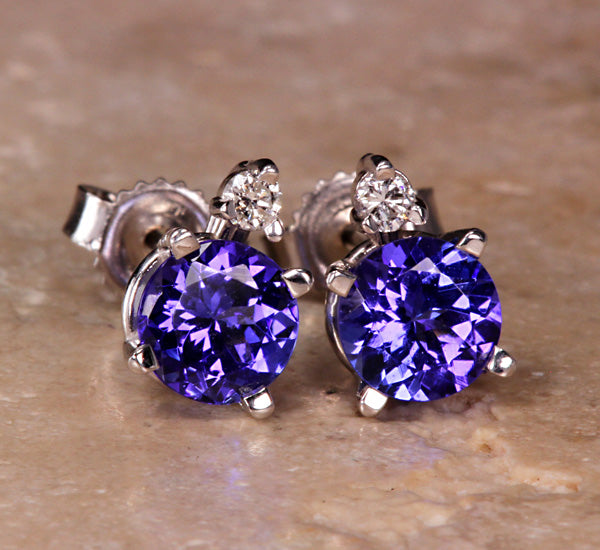Tanzanite Earrings 1.22 Carat BVV Color