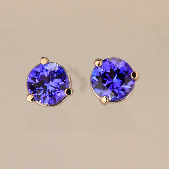 Tanzanite Stud Earrings 1.10 Carat