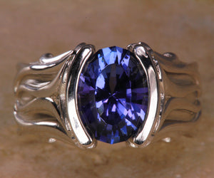 Ladies' Tanzanite Ring 2.90 Carat Blue Violet Vivid Color