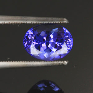 Daylight color tanzanite
