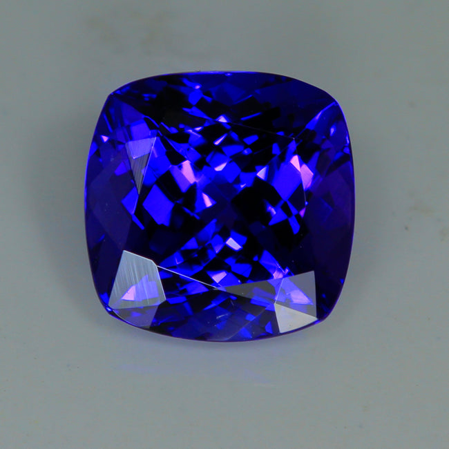 Tanzanite square cushion 3.48 Carats