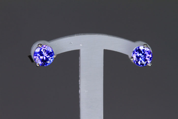 14K White Gold Round Tanzanite Stud Earrings 4mm