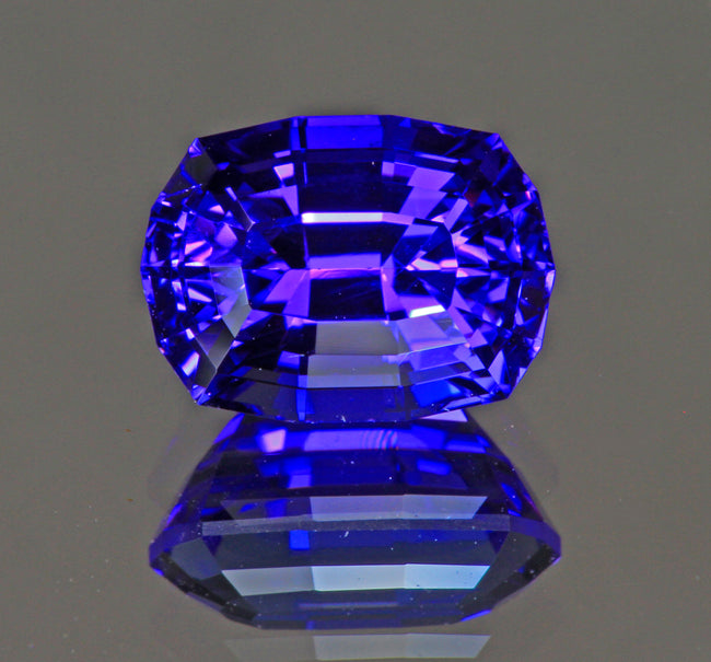 Natural color tanzanite