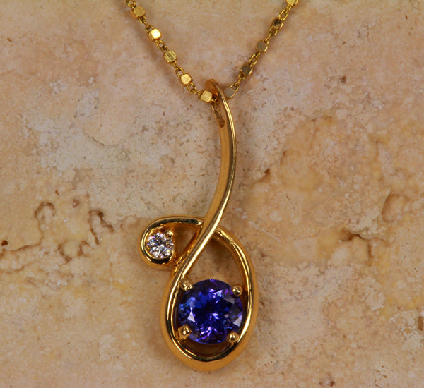 Christopher Michael Designed Pendant With a Vivid Color Round Tanzanite