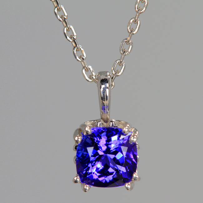 Exceptional Color Tanzanite Pendant 1.77 Carats  