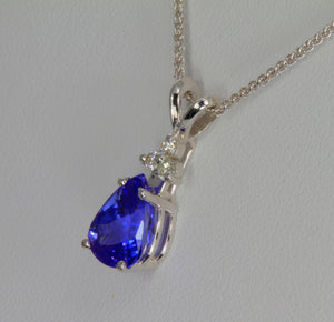 Tanzanite Pendant in White Gold with Diamonds