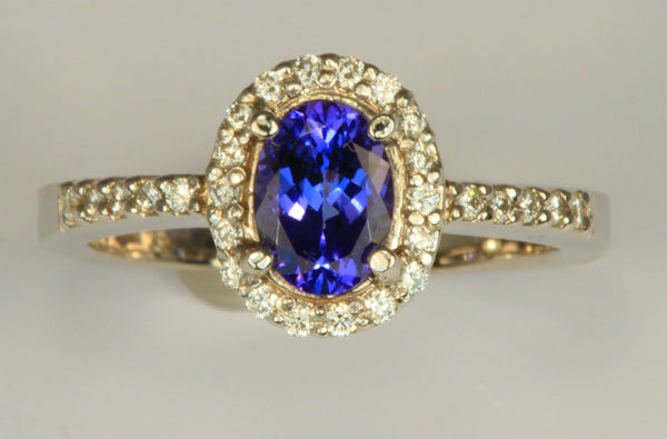 Oval Tanzanite Ring in 14kt Gold With Fine Diamonds