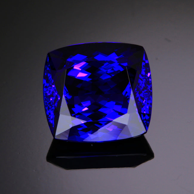 Worlds Finest Quality Tanzanite 16.55 Carats