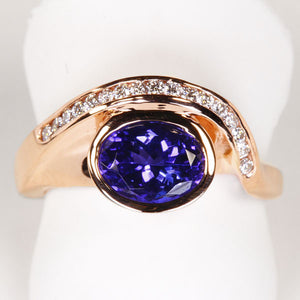 Oval Bluish Violet Vivid Color Tanzanite and Diamond Ring