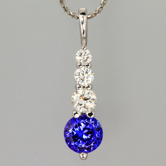 Tanzanite Pendant 1.55 Carat VBV Color