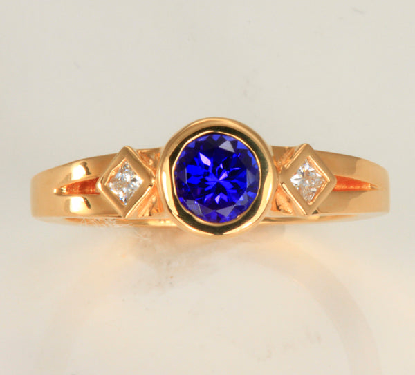 Tanzanite Ring in 18 kt. Yellow Gold