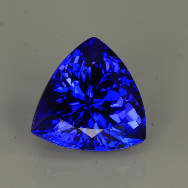 Exceptional Tanzanite Trilliant  3.91 Carat