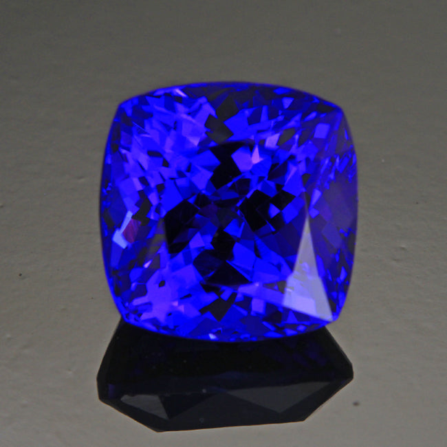 Tanzanite Square Cushion 5.92 Outstanding Gem