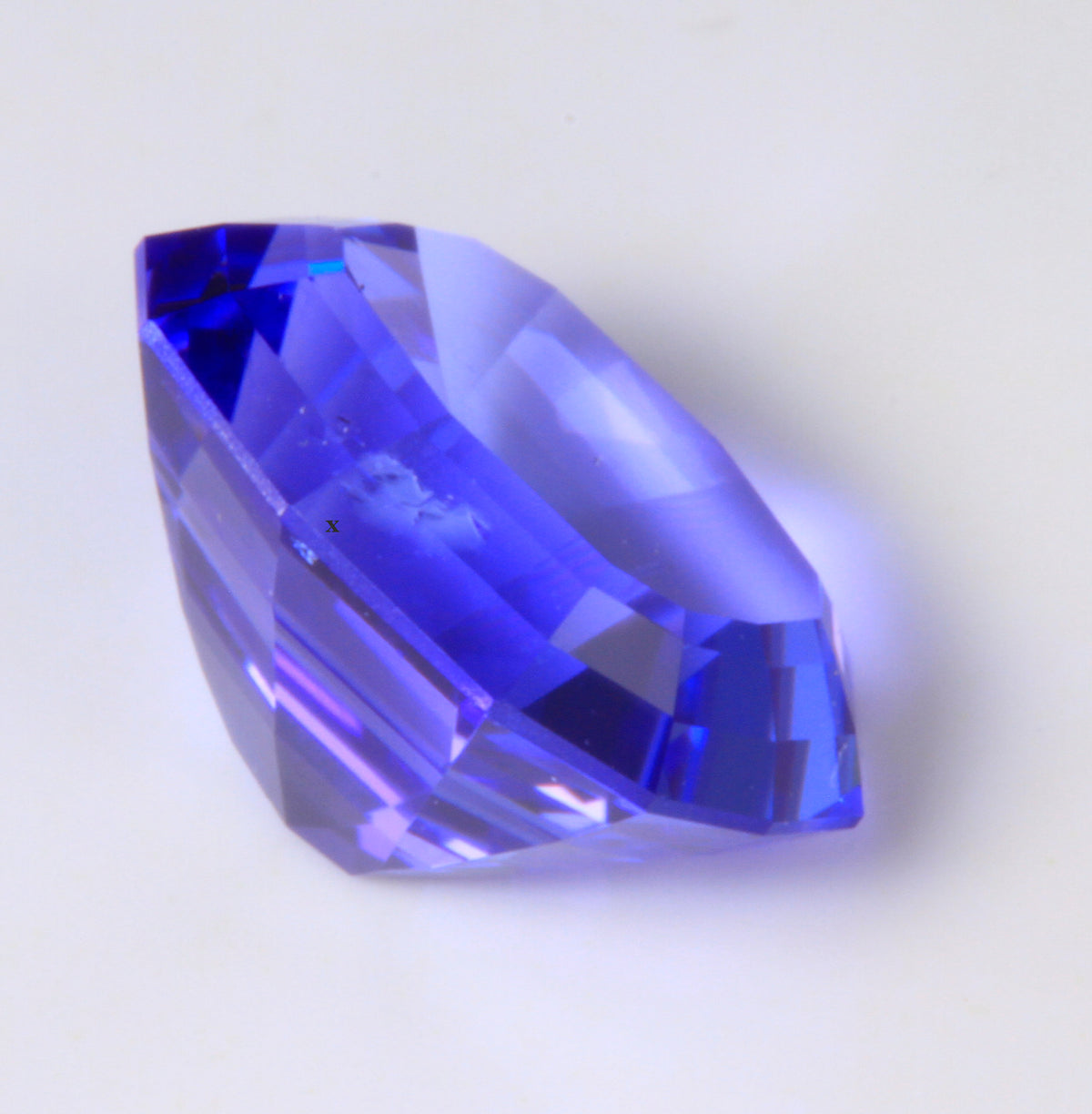 Inclusion in Tanzanite