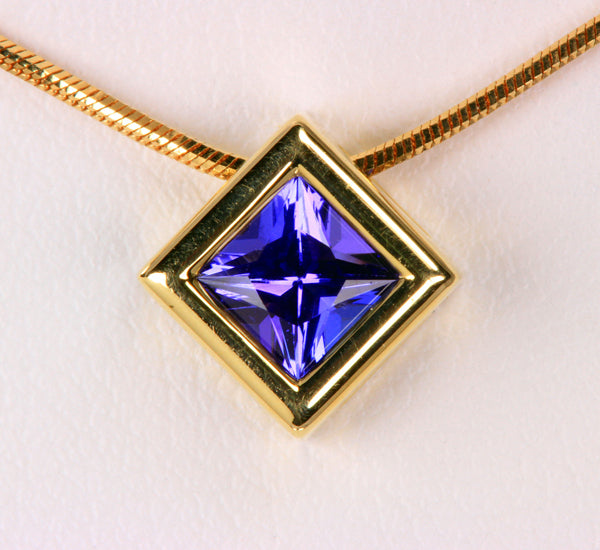 Tanzanite Pendant .67 Carat BVV Color