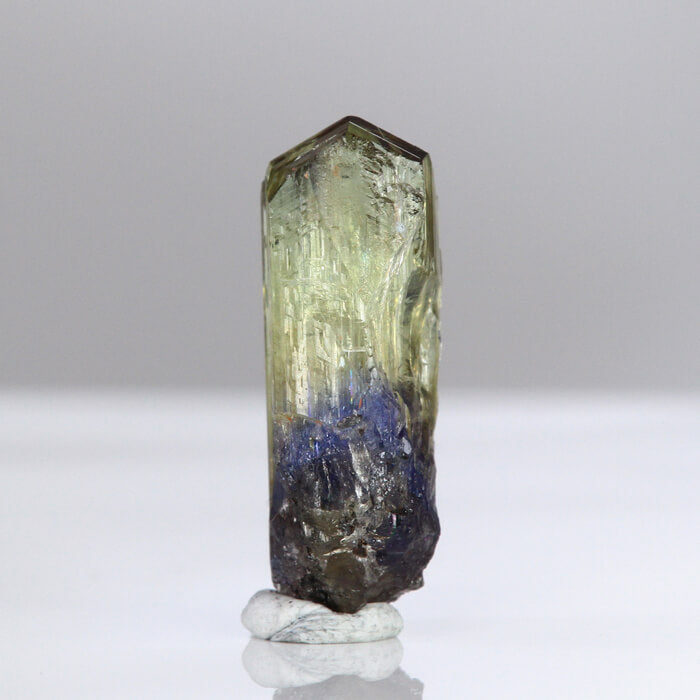 (Hold for JW) 19.51ct Fancy Bi-Color Tanzanite Crystal