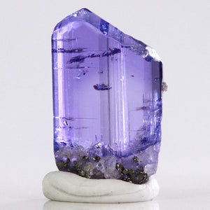 transparent purple blue raw tanzanite crystal