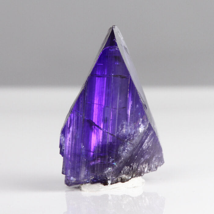 20.42 ct Deep Blue Violet Tanzanite Crystal