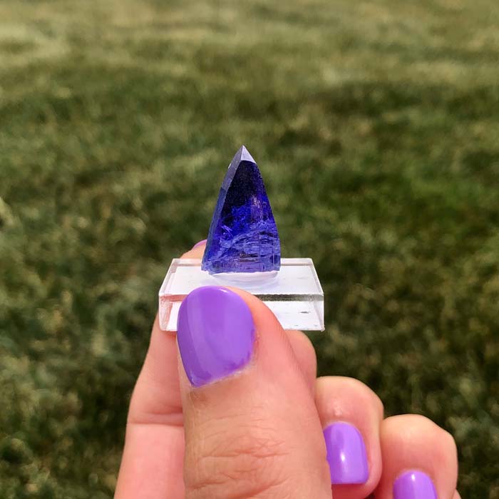 Fine gemmy Tanzanite Crystal Raw Rough 