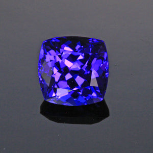 square cushion blue violet tanzanite gemstone