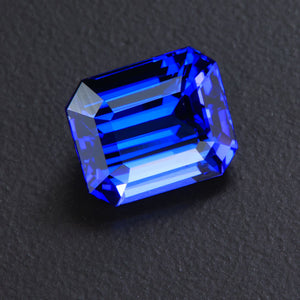Violet Blue Emerald Cut Tanzanite Gemstone 5.93 Carats