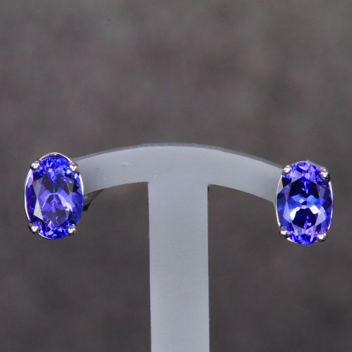 14K White Gold Oval Tanzanite Earrings 1.45 Carats