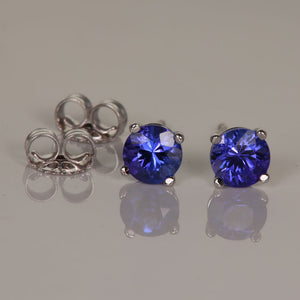 14K White Gold Round Tanzanite Stud Earrings .90cts