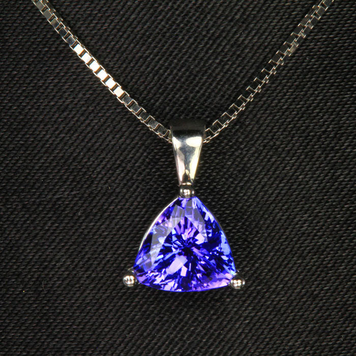 trilliant tanzanite pendant