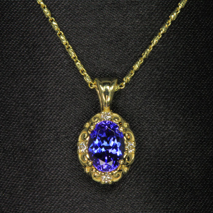 14k yellow gold oval tanzanite pendant