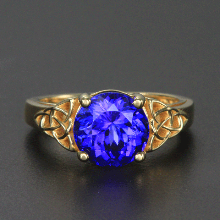 14k Yellow Gold Ring with Celtic Design 3.47 Carats