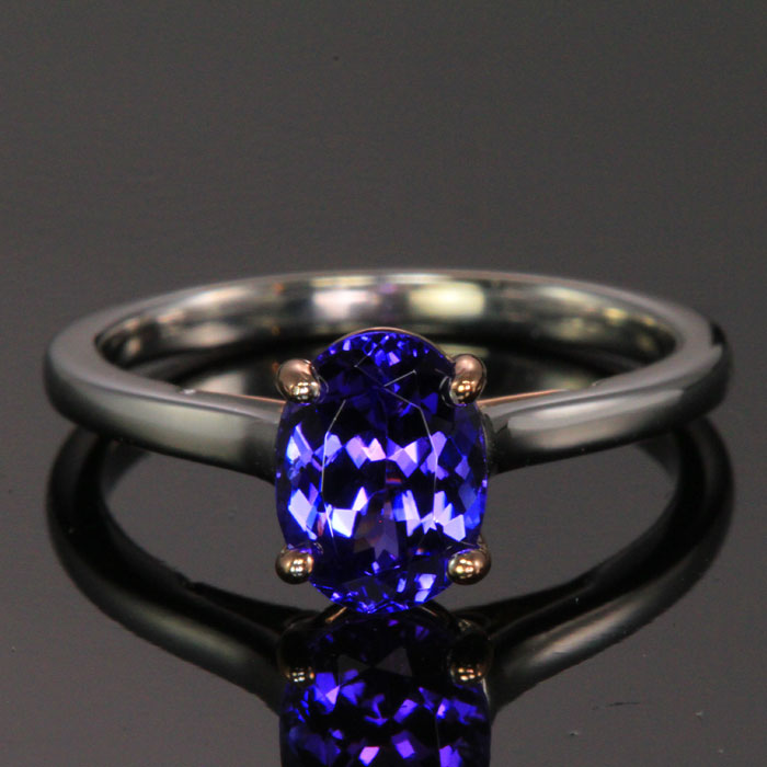 14K White and Rose Gold Tanzanite Ring 1.86 Carats