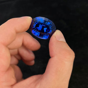 (HOLD FOR YK) Investment Quality Violet Blue Stepped Oval Tanzanite Gemstone 83.69ct*