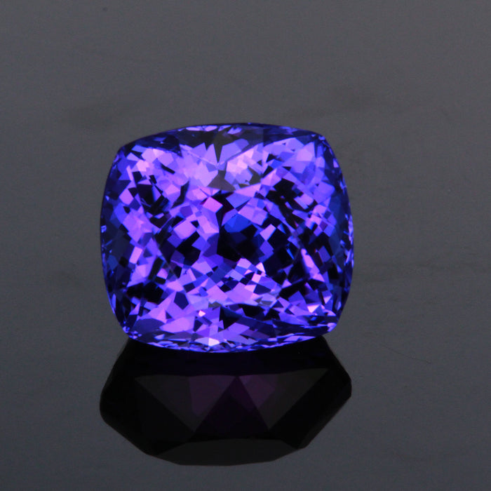 Blue Violet Antique CushionTanzanite Gemstone 4.77 Carats